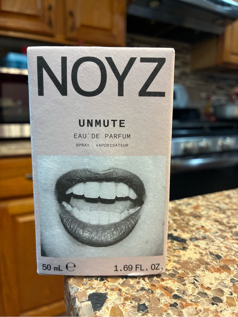 Fragrance Box - 'Unmute'